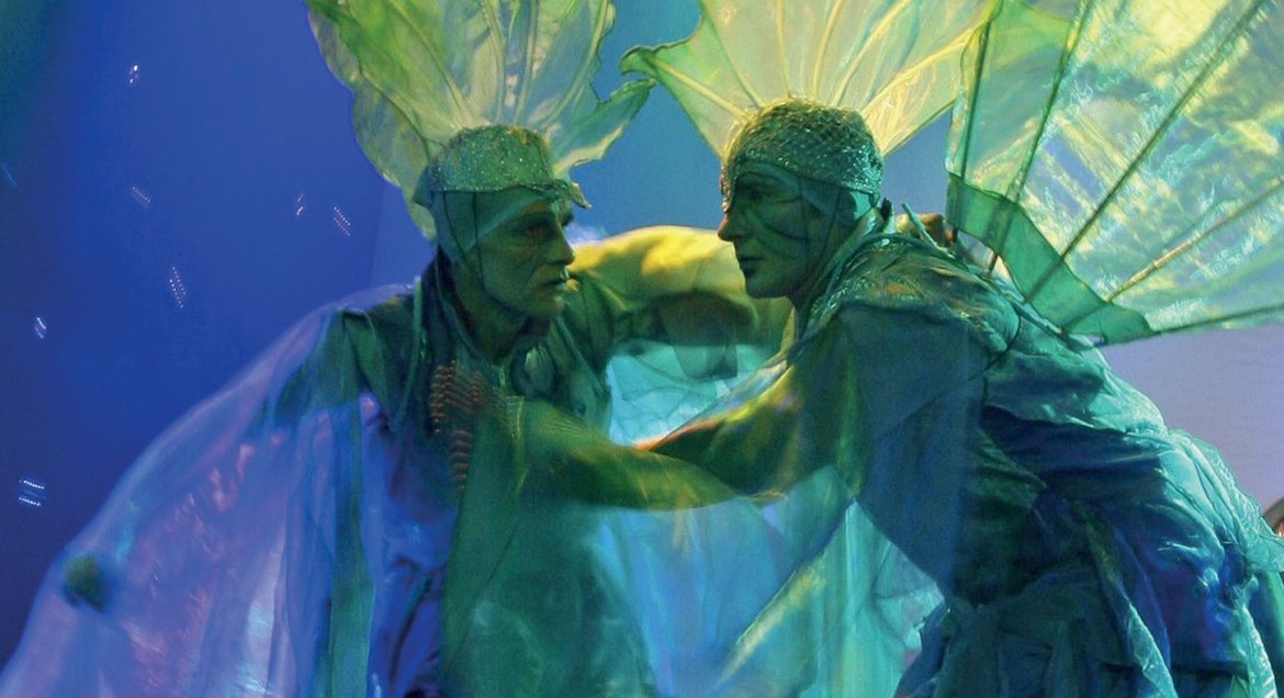 Powiat Legionowo: In Blue - spektakl plenerowy Teatru Akt