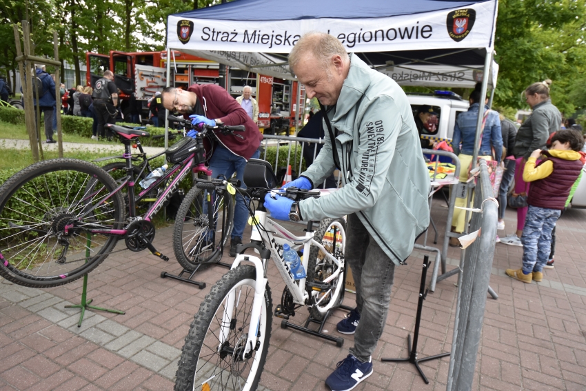 UM Legionowo: Dzień dziecka ze Strażą Miejską
