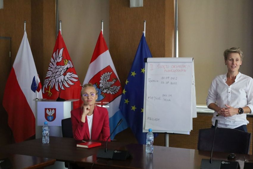 Na zdjęciu dwie kobiety