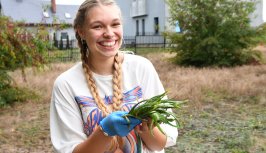 Powiększ obraz:Posprzątali, posadzili - Zdjęcie nr4