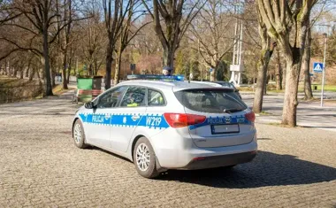 Autokar z przedszkolakami nie miał prawa ruszyć - policja znalazła poważne usterki