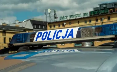 Pijany kierowca z Legionowa zjechał na przeciwległy pas - trzy osoby ranne