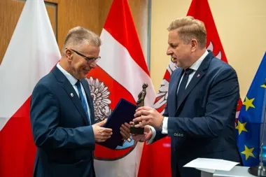 Jerzy Jastrzębski uhonorowany za lata pracy dla osób z niepełnosprawnościami