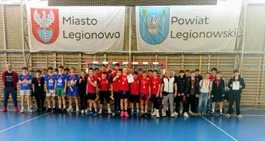 SP 8 zgarnęła dwa szkolne turnieje, ale w Arenie Legionowo liczyło się coś więcej