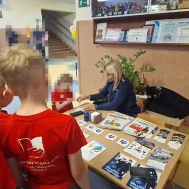 Przedszkolaki z Legionowa poznały policyjny trik, który robi największe wrażenie