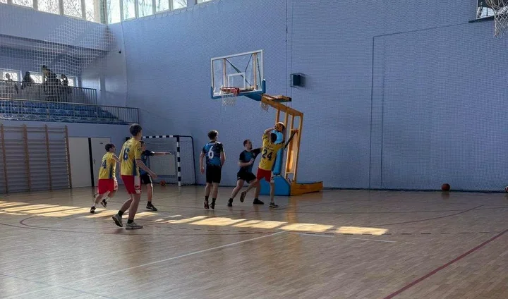 Stanisławowo Pierwsze zgarnęło podwójne zwycięstwo w powiatowej koszykówce 3x3