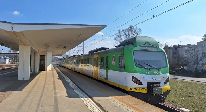 Kolejowa przerwa na wschodzie Warszawy wywróci rozkłady i uruchomi autobusy zastępcze