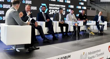 Nie tylko wynik na boisku. W Arenie Legionowo odbyło się 12 debat o przyszłości sportu