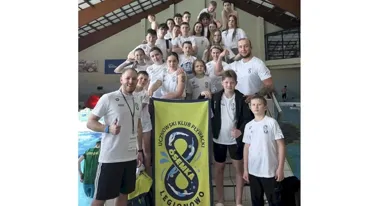 Legionowska Ósemka wraca z Kozienic z medalami i serią życiówek