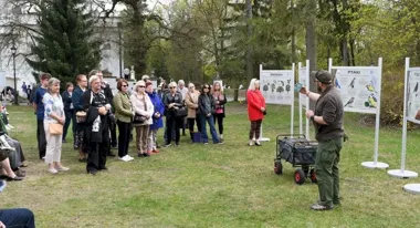 Ścieżka w jabłonowskim parku wróciła z nową mapą drzew i ptaków