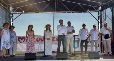 Wianki, przeciąganie liny i hity z lat 90. Tak Borowa Góra rozpoczęła lato