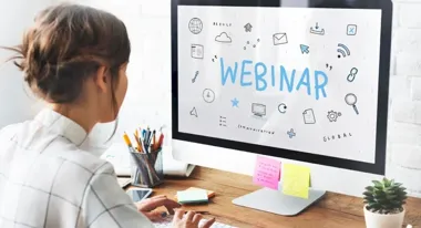 Pierwsza umowa bez stresu – webinar ma oswoić start na rynku pracy