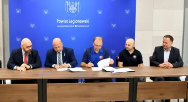 Strzelnica i survival dla 140 uczniów. Nowy program w szkołach powiatu